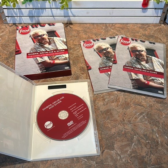 Guy Fieri dvd set complete 2nd season - Picture 3 of 9